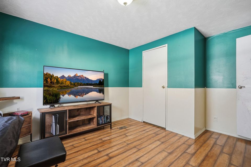 Photo #16: 1848 Derby Road