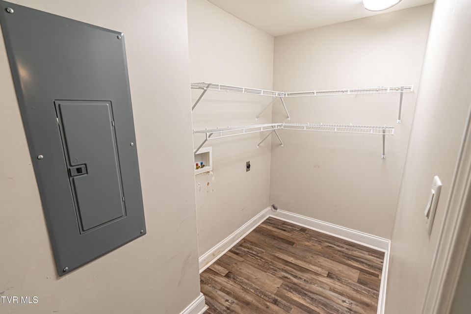 Photo #18: 129 Grove Park Drive