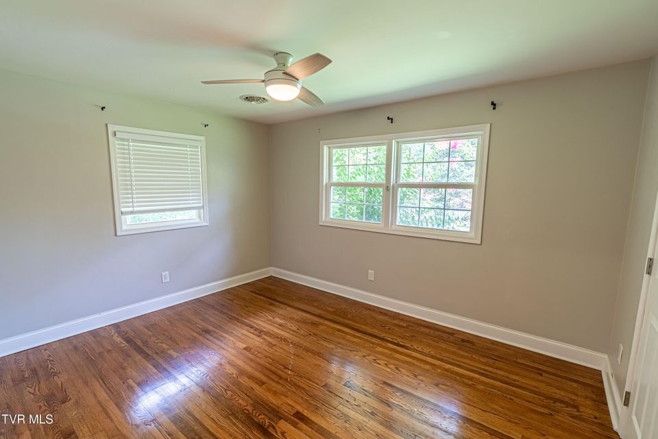 Photo #21: 129 Grove Park Drive