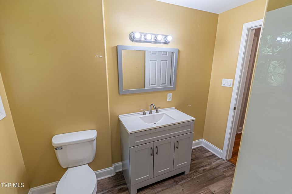 Photo #25: 129 Grove Park Drive