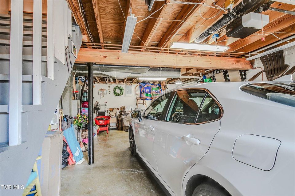 Photo #26: 437 Andover Court