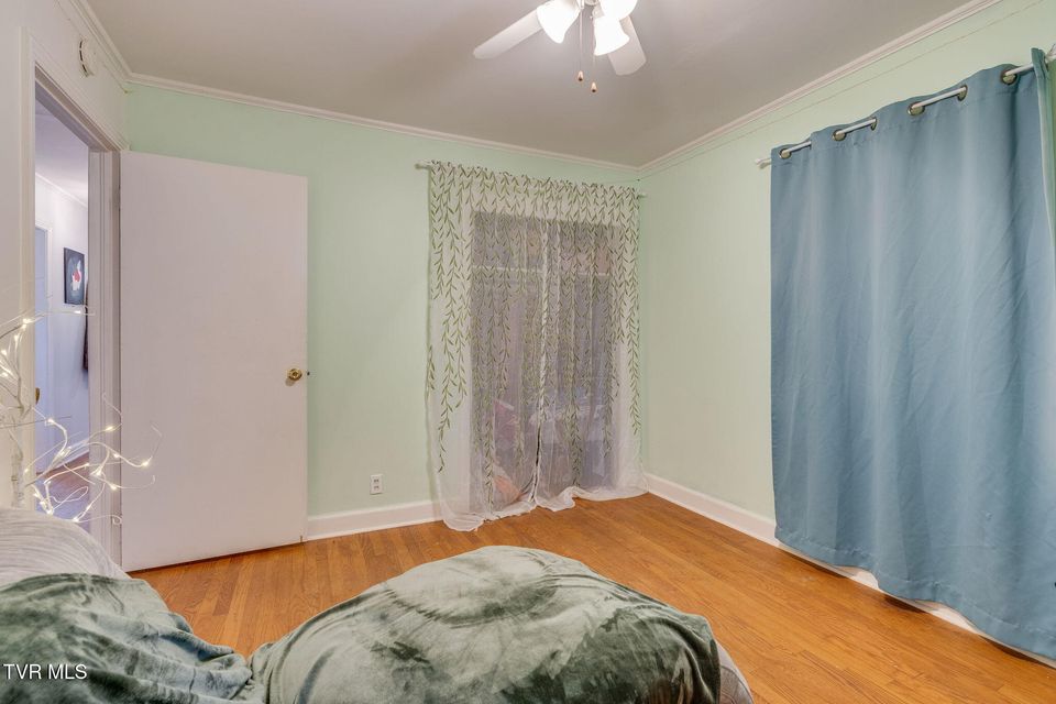 Photo #18: 107 College View Drive