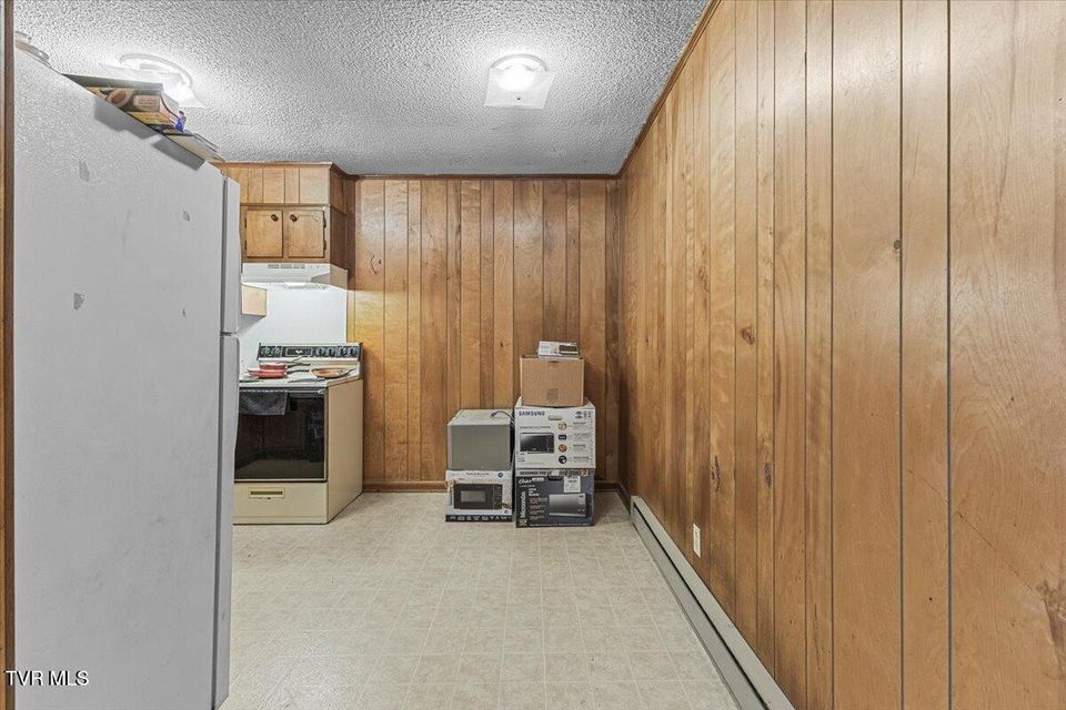 Photo #20: 1106 Fremont Drive