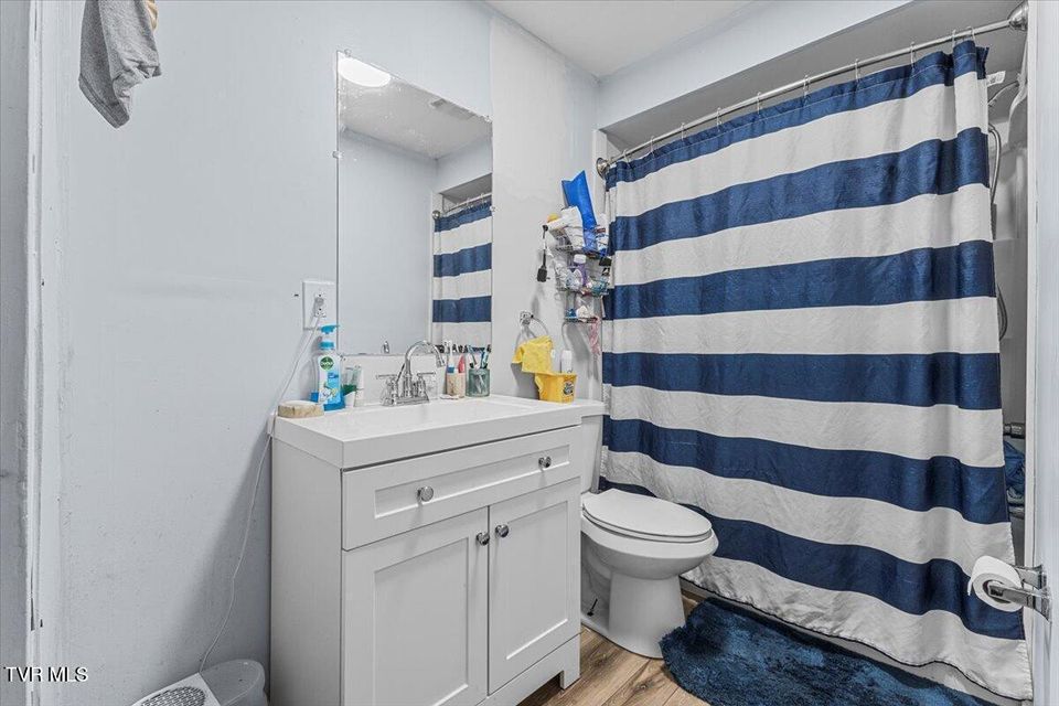 Photo #24: 1106 Fremont Drive