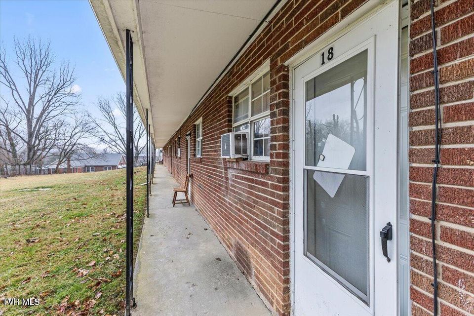 Photo #37: 1106 Fremont Drive