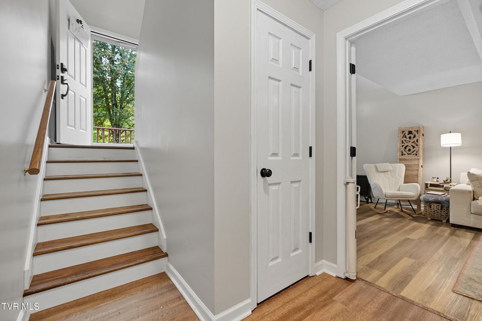 Photo #21: 390 Wallace Pike