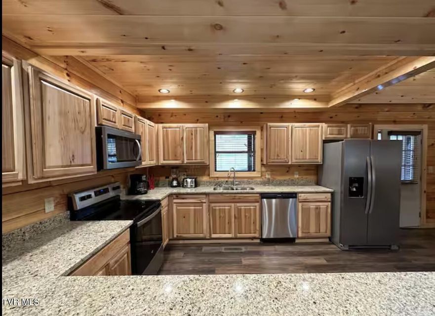 Photo #12: 821 String Run Way