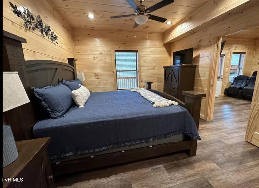 Photo #18: 821 String Run Way