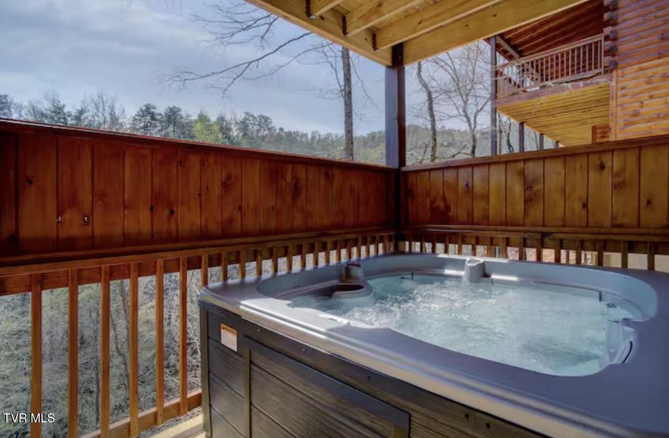 Photo #21: 821 String Run Way