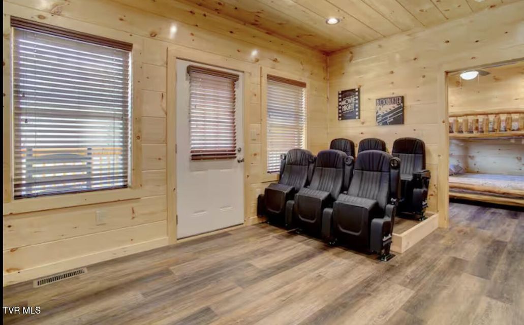 Photo #41: 821 String Run Way