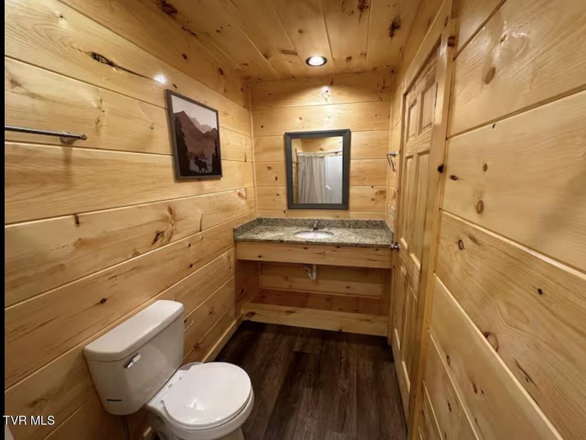 Photo #55: 821 String Run Way