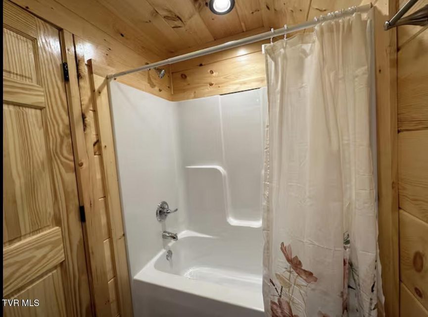 Photo #64: 821 String Run Way