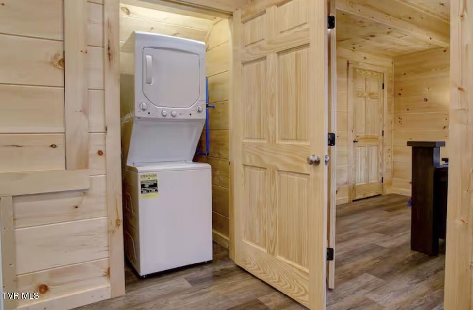 Photo #67: 821 String Run Way