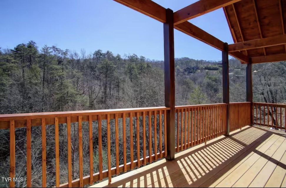 Photo #2: 817 String Run Way 