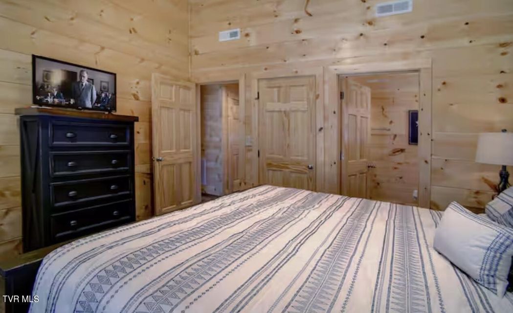 Photo #21: 817 String Run Way 