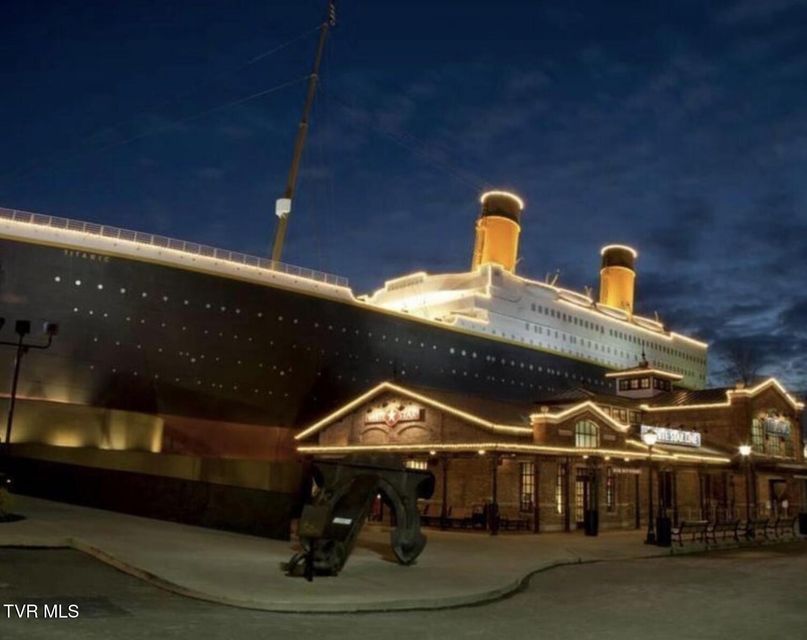 Photo #47: 817 String Run Way 