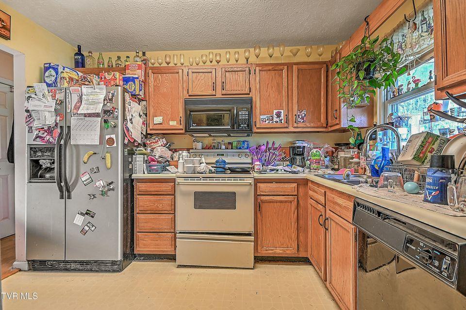 Photo #5: 1041 Okrina Drive