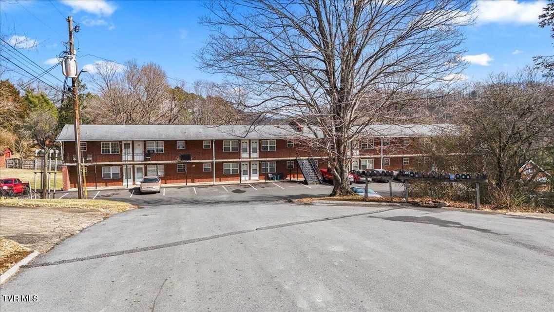 Photo #2: 1106 Fremont Drive