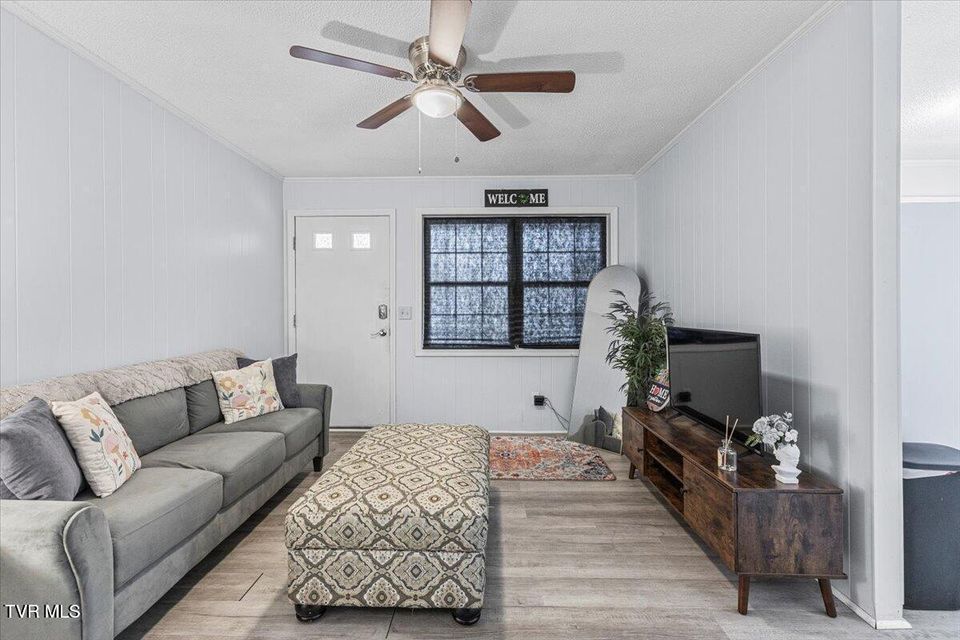 Photo #6: 1106 Fremont Drive