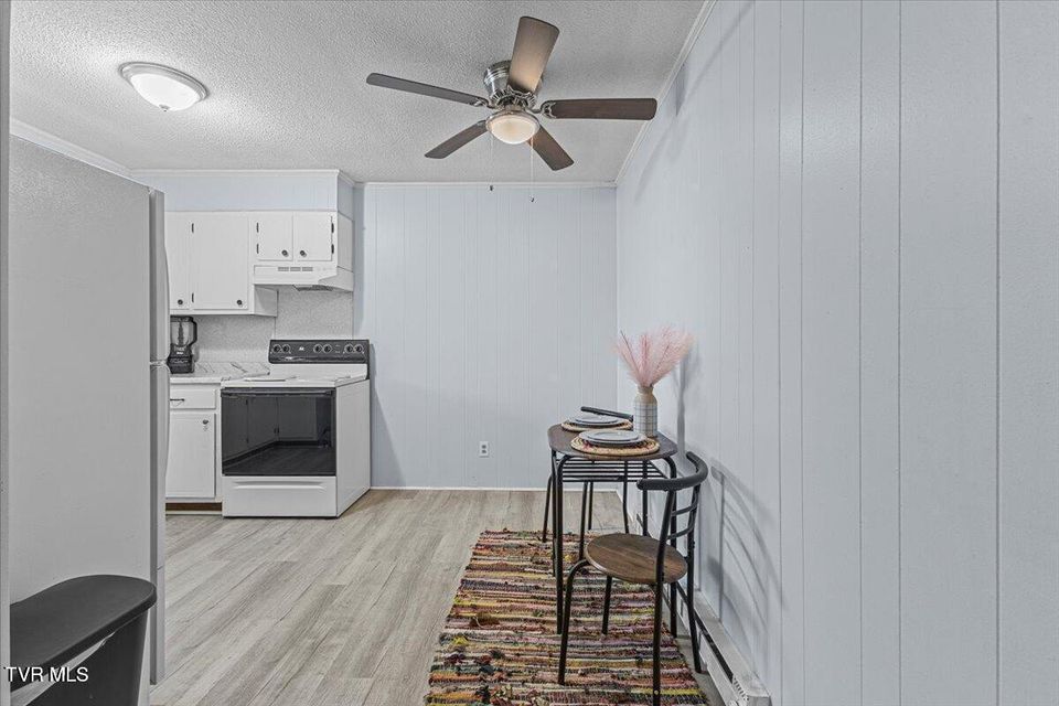 Photo #8: 1106 Fremont Drive