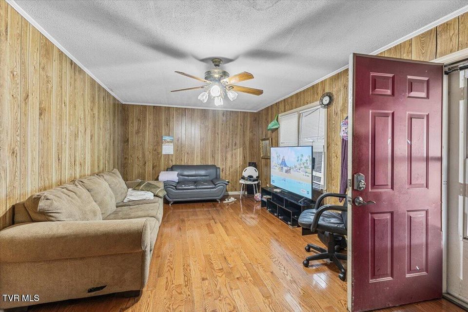 Photo #41: 1106 Fremont Drive