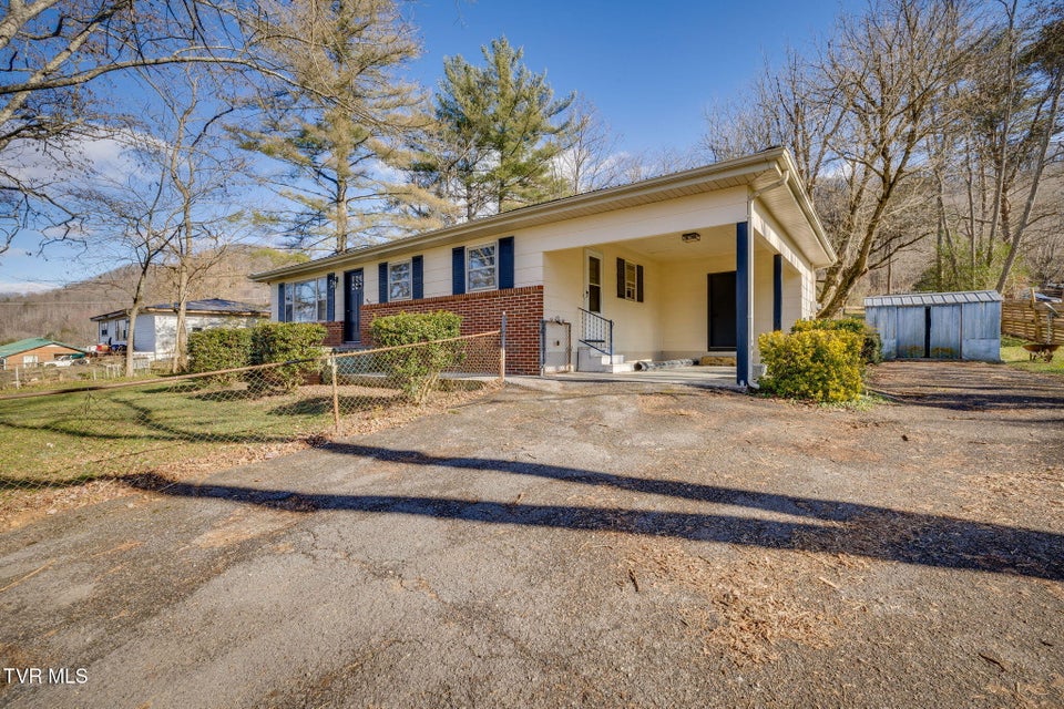 Photo #3: 319 Cross Road