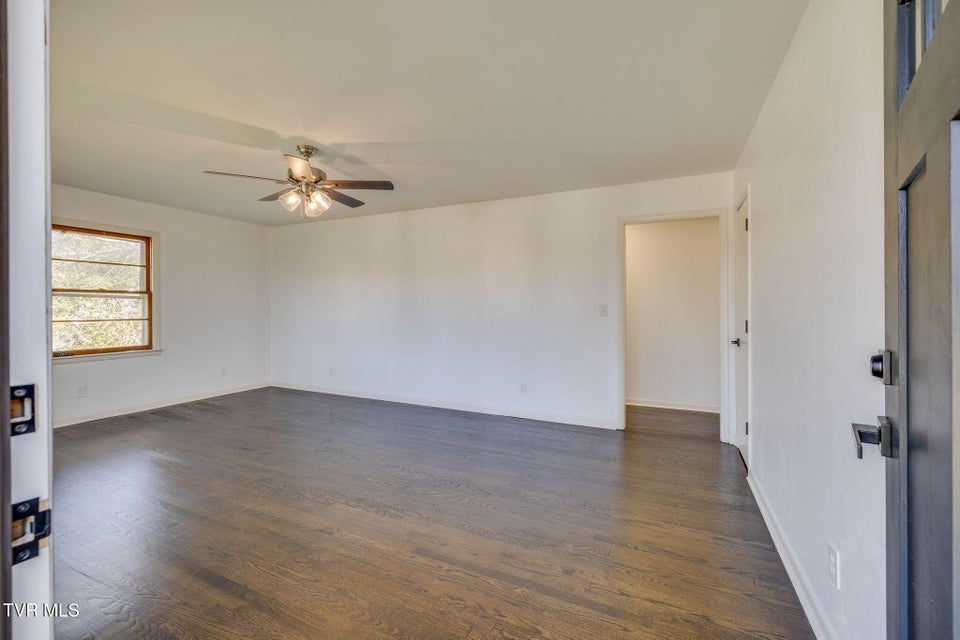 Photo #5: 319 Cross Road