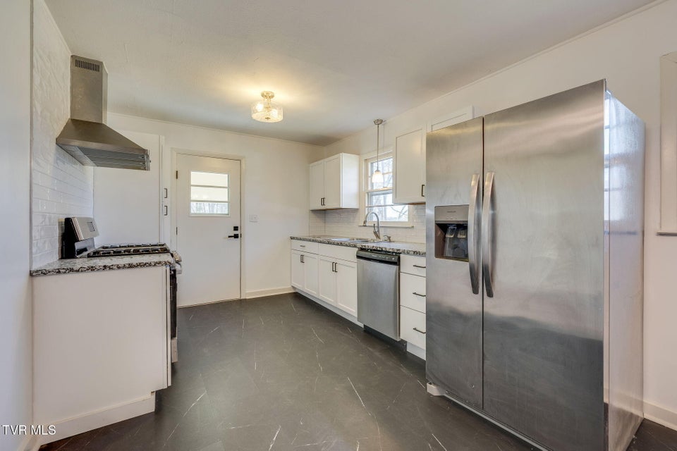 Photo #9: 319 Cross Road