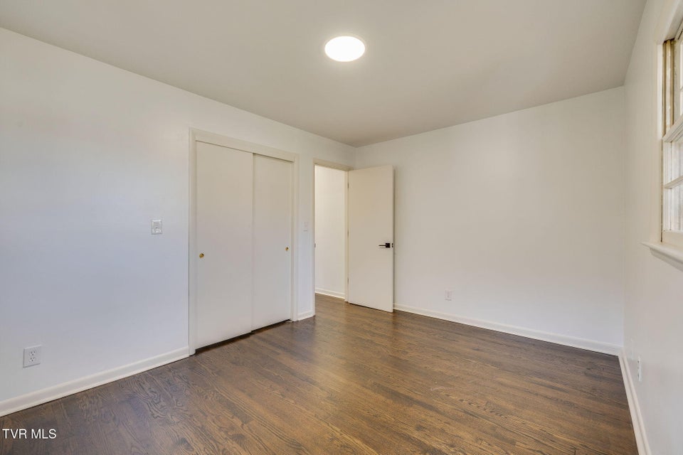 Photo #14: 319 Cross Road