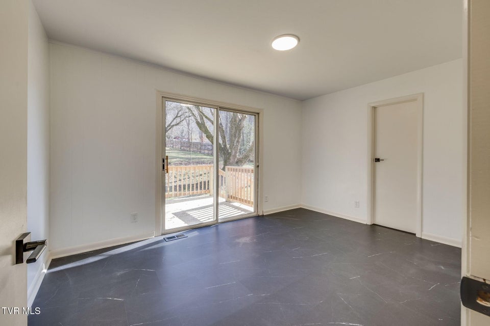 Photo #19: 319 Cross Road