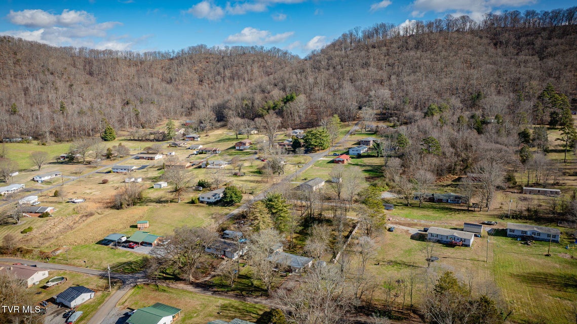 Photo #27: 319 Cross Road