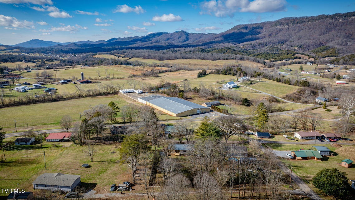 Photo #28: 319 Cross Road