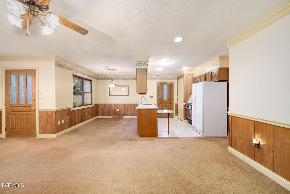 Photo #12: 536 Mayfield Avenue