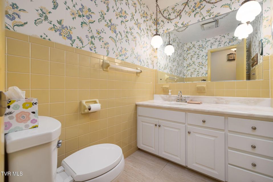 Photo #20: 536 Mayfield Avenue