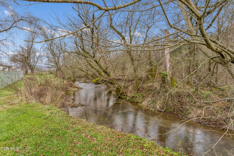 Photo #3: 965 Roaring Fork Road