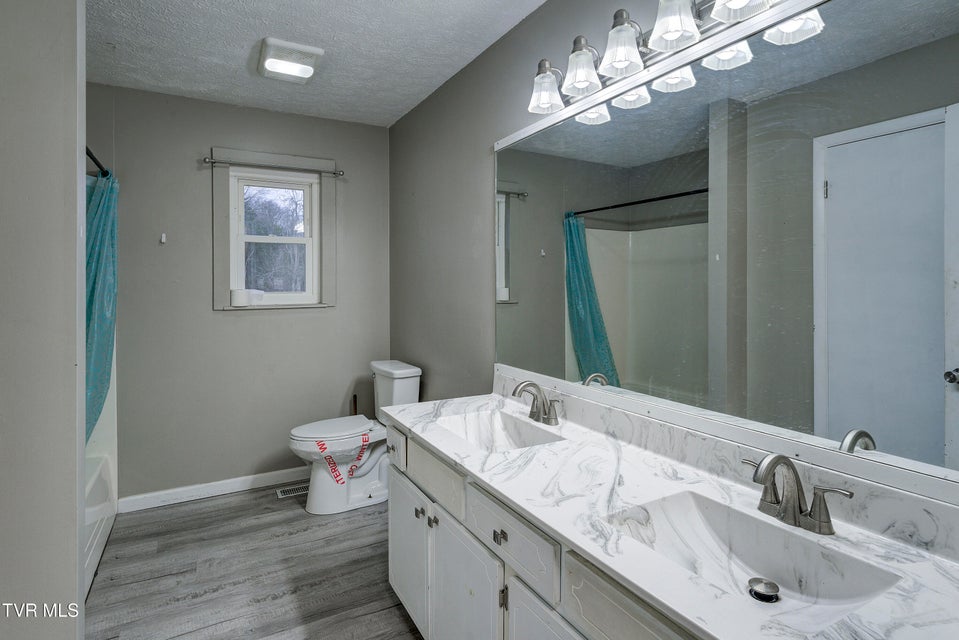 Photo #12: 965 Roaring Fork Road