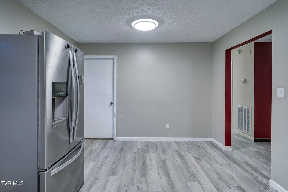 Photo #16: 965 Roaring Fork Road