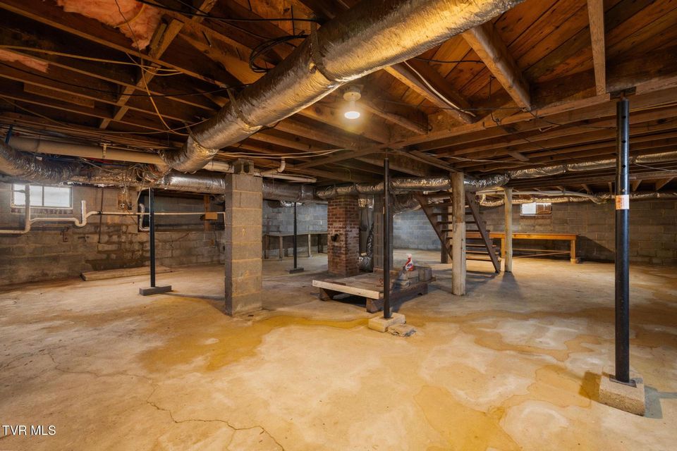 Photo #35: 144 Allison Road