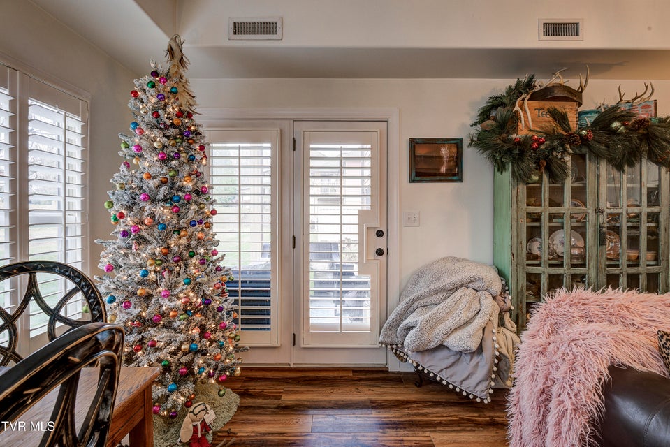 Photo #8: 12 Palisades Point