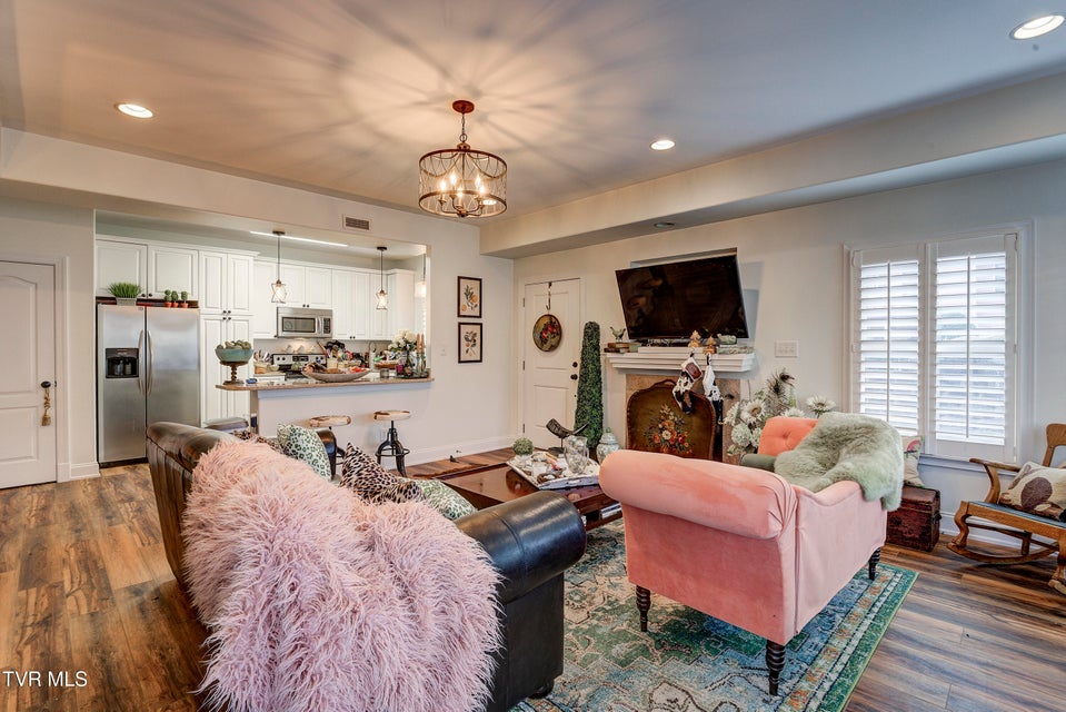 Photo #9: 12 Palisades Point