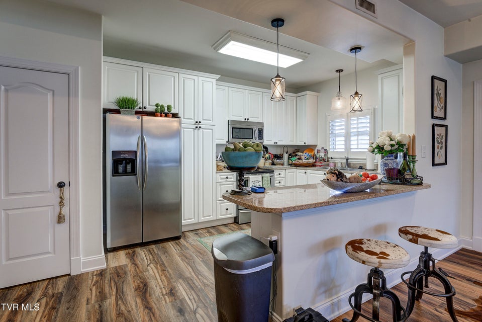 Photo #10: 12 Palisades Point