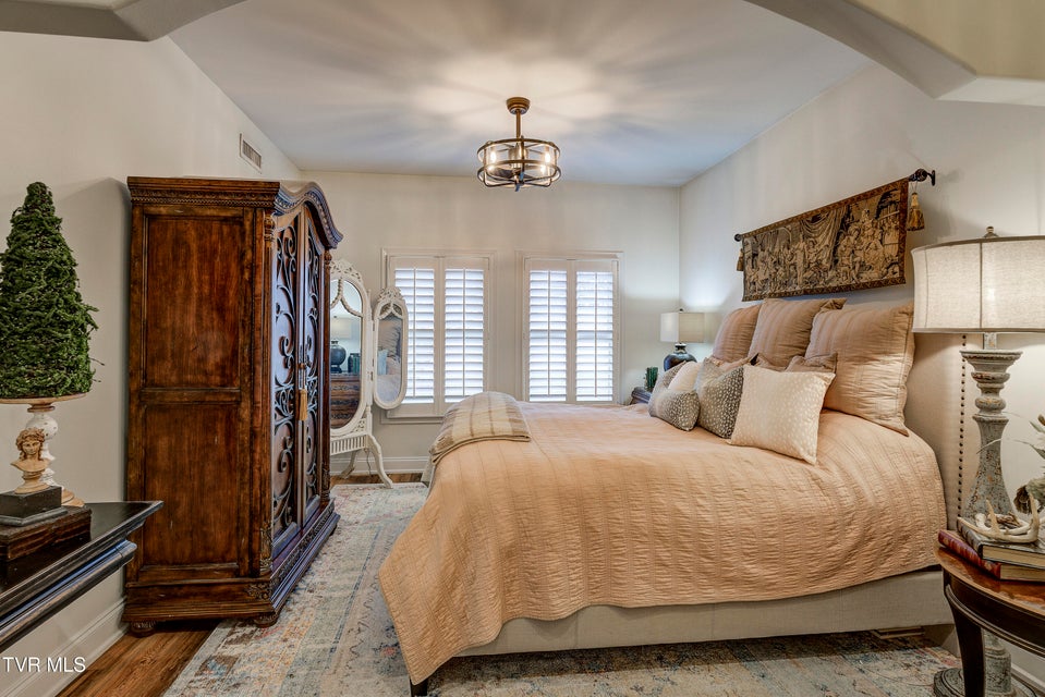 Photo #18: 12 Palisades Point