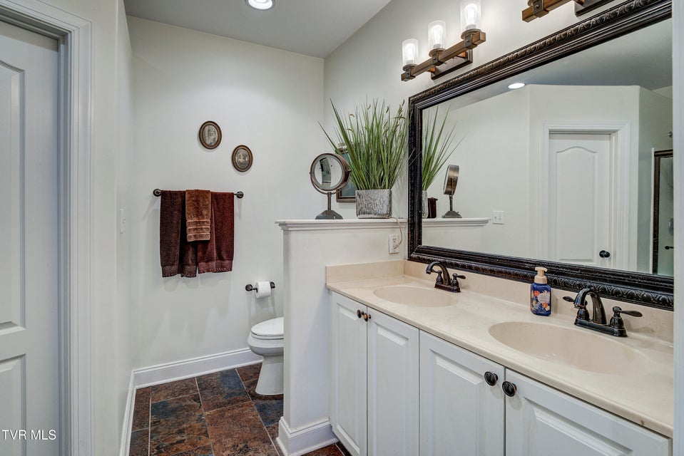 Photo #20: 12 Palisades Point