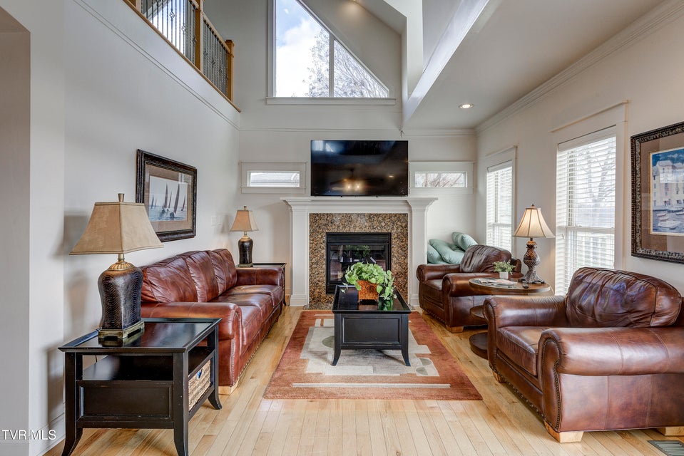 Photo #32: 12 Palisades Point