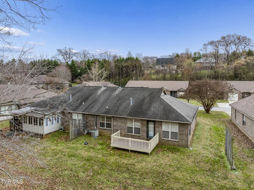 Photo #33: 111 Park Place