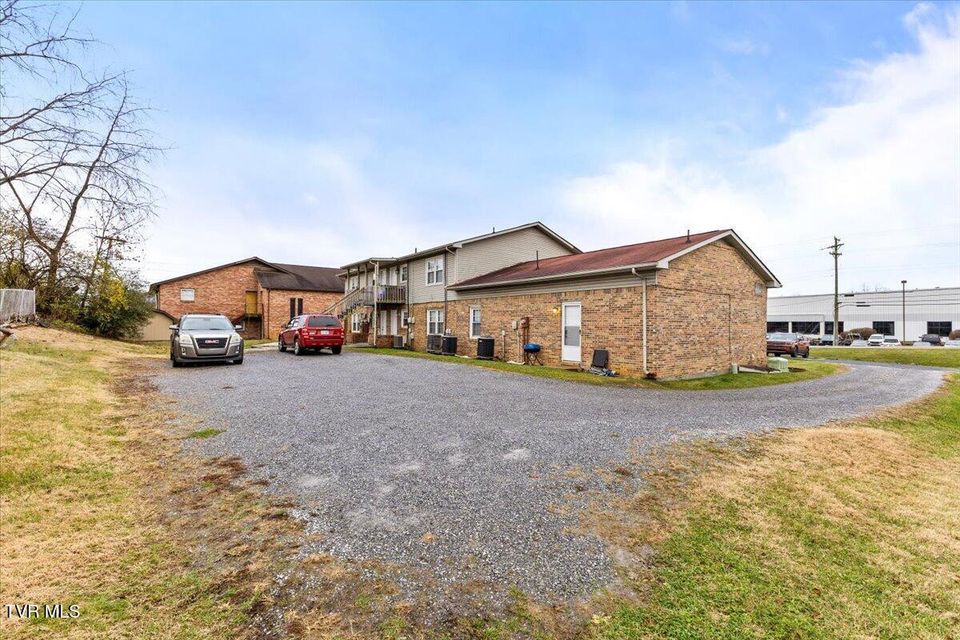 Photo #23: 1740 Bonham Road