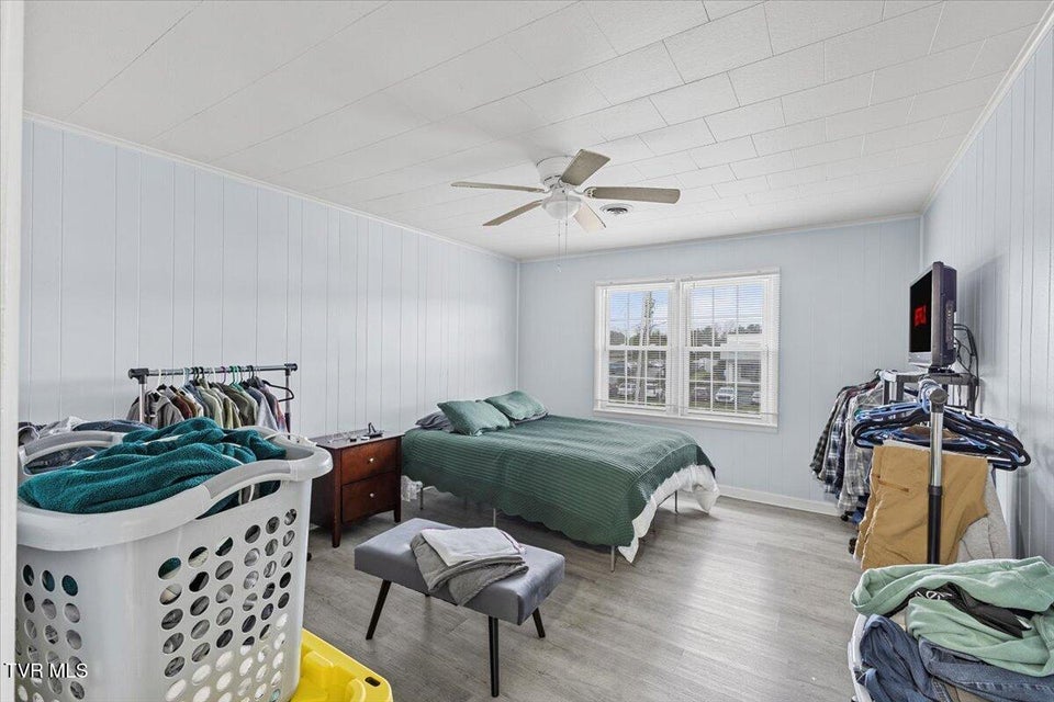 Photo #17: 1740 Bonham Road