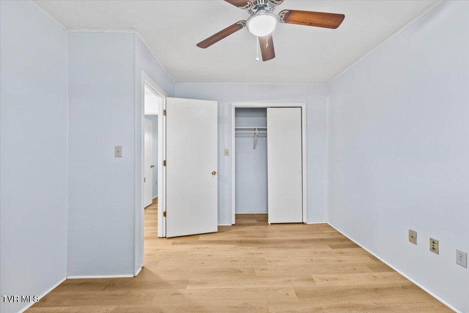 Photo #29: 1740 Bonham Road