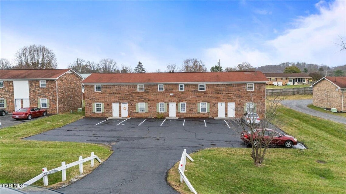 Photo #35: 1740 Bonham Road