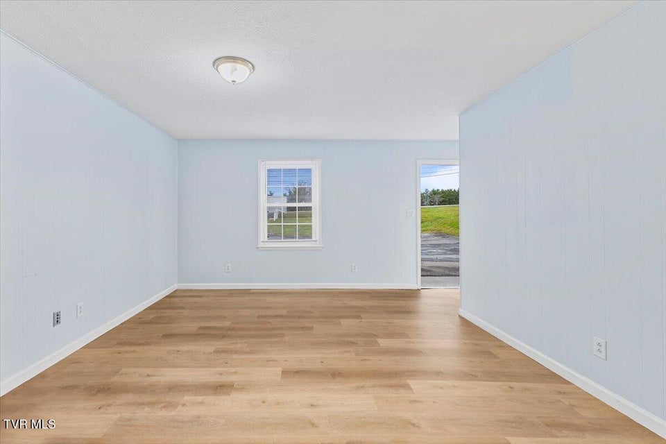 Photo #41: 1740 Bonham Road